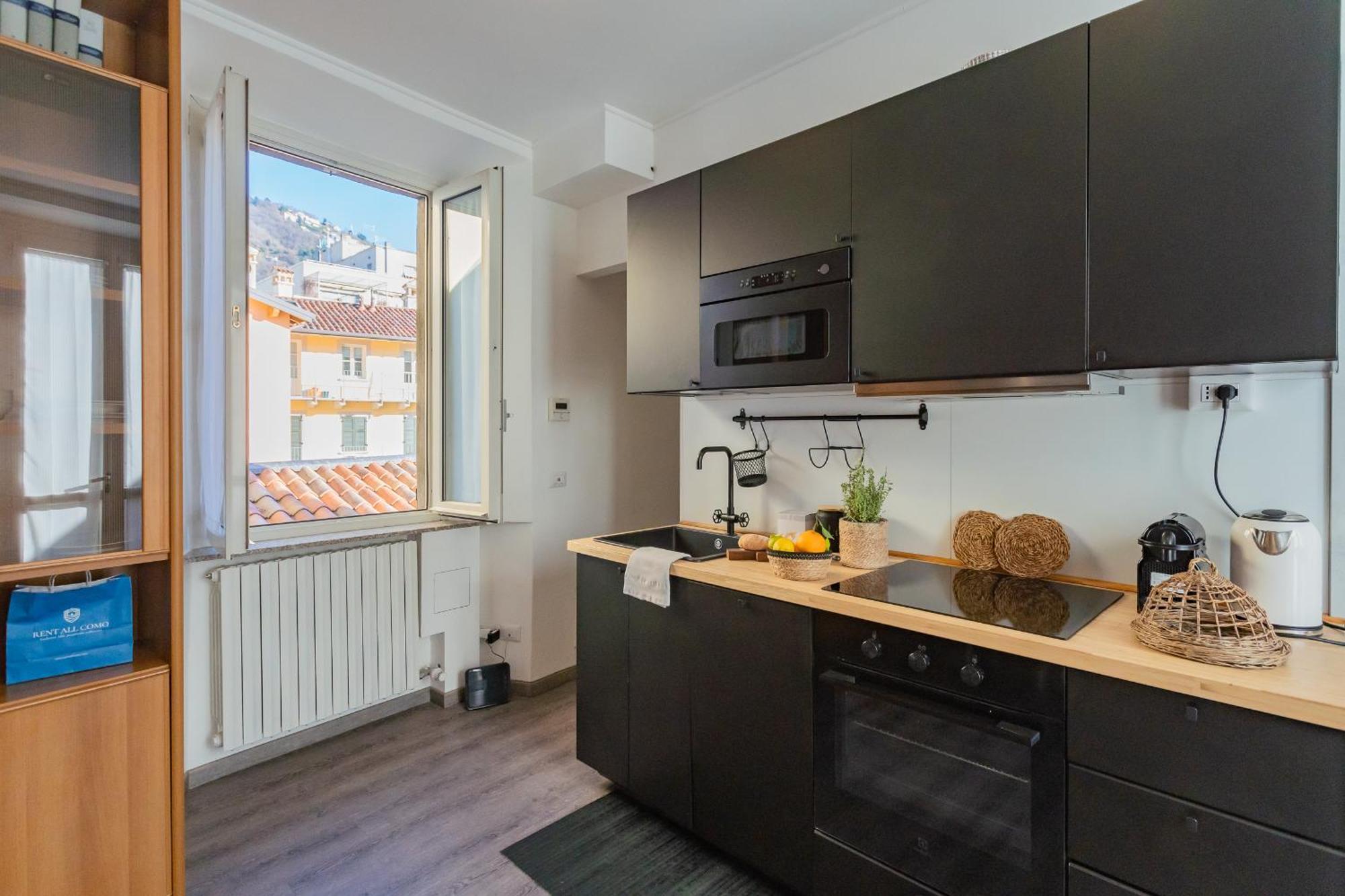 La Casa Di Nino By Rent All Como Exterior photo